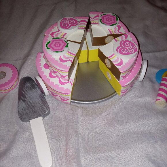 Melissa & Doug Triple-Layer Party Cake Wooden Play Food Set - Picture 3 of 6